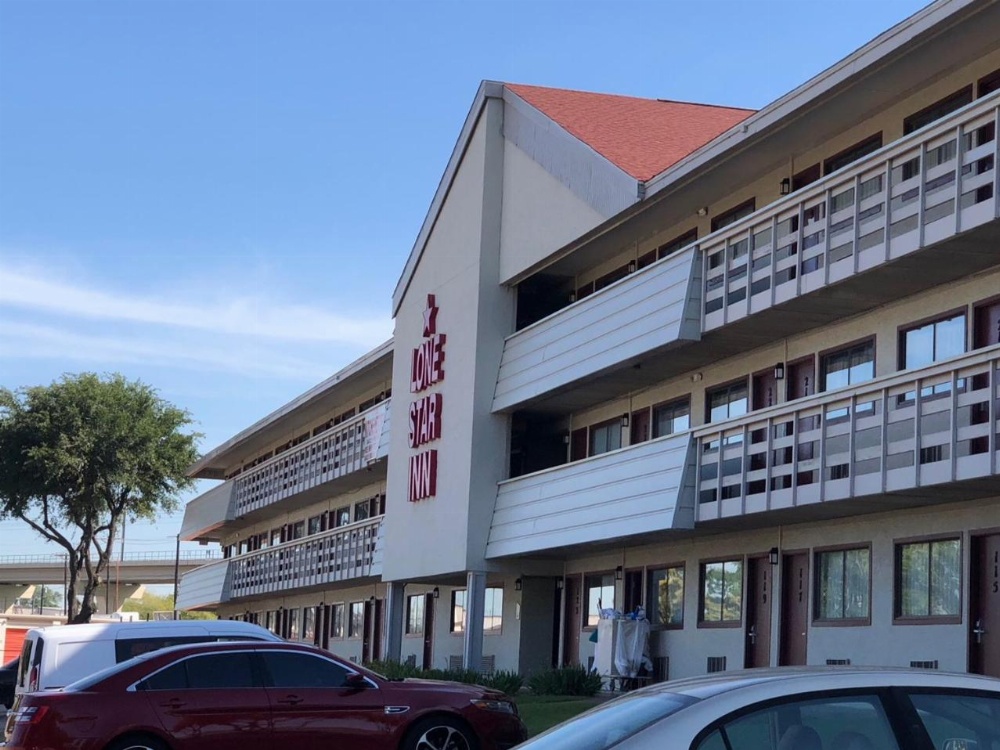 Lone Star Inn Main image