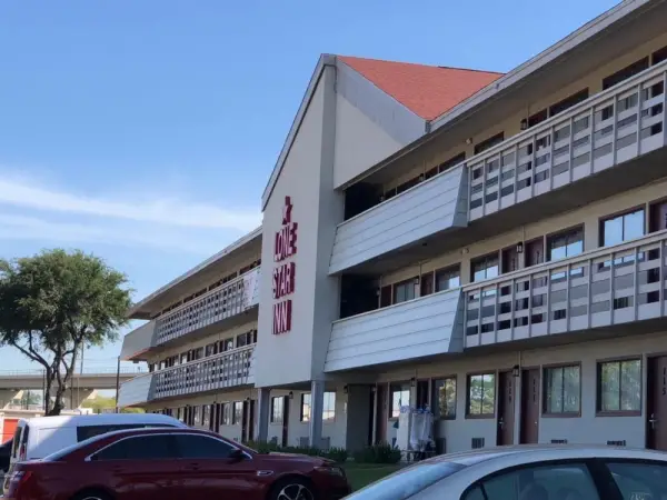 Lone Star Inn Main image